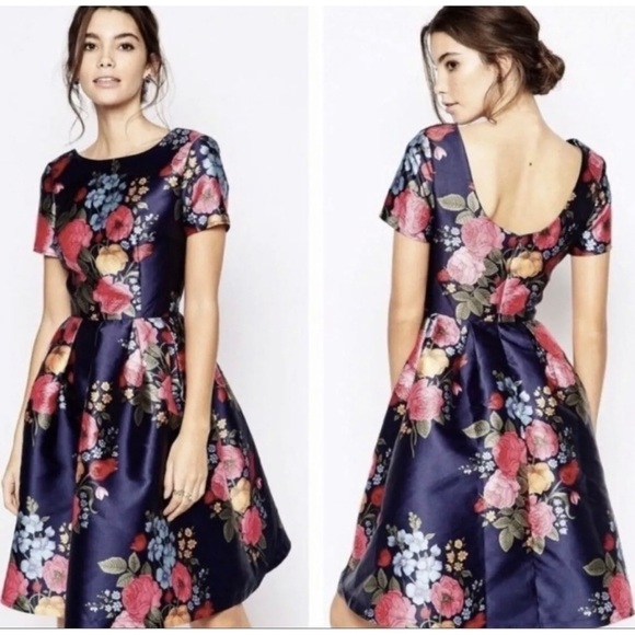 Chi Chi London Sz 2 Navy Blue Floral Print Pleated Full Skirt Formal Dress Back - Picture 8 of 13